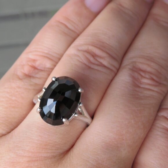 Natural Large Midnight Purple Spinel In Sterling Silver Ring, 9.94ct Size 8 - Picture 16 of 17